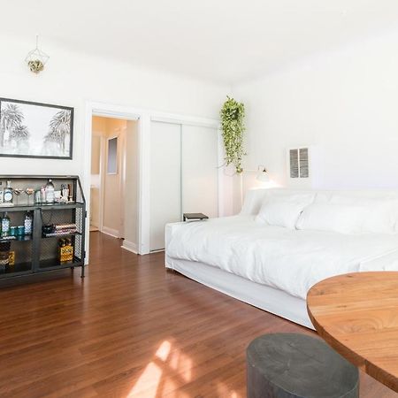 Апартаменты Sunny Boho Chic West Hollywood Flat! Лос-Анджелес Экстерьер фото